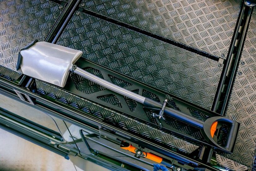 LeTech Shovel Holder for Roof Rack – Powder-Coated Black - Image 4