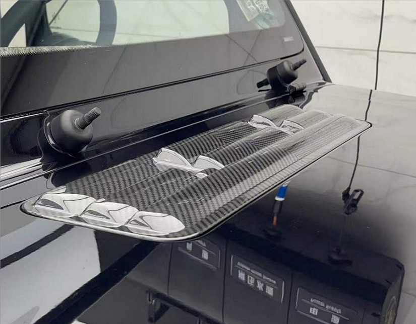 M Style Hood Air Vents – Dry Carbon Fiber (2025+) – G-Wagon Performance Styling Upgrade